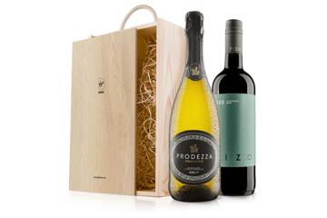 Prosecco and Red Wine In Wooden Gift Box