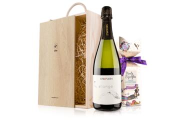 Cava and Chocolates in Wooden Gift Box